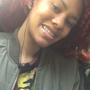 Meet your Posher, Desiree